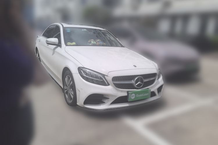 Used Mercedes-Benz C-Class 2020 C 200 L Fashion Edition Sport Version Front Right 45 Deg