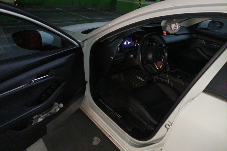 Used Mazda 3 Axela 2020 2.0L Automatic Zhiya Edition
