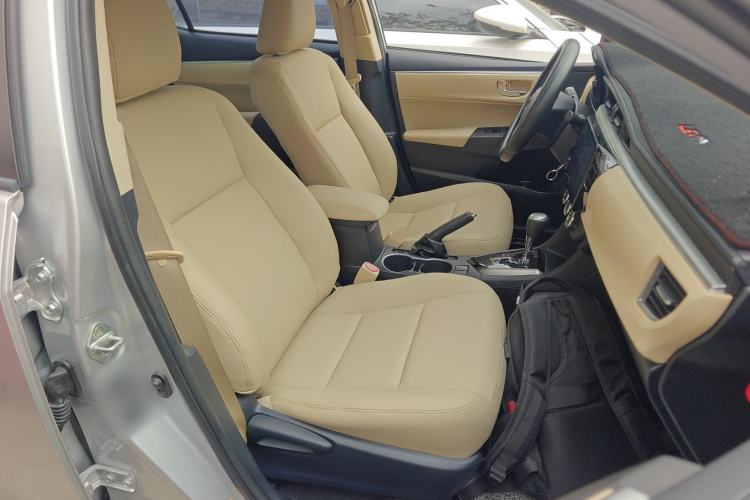 Used Toyota Levin 2016 1.6G CVT Elite Edition Right Front Seat