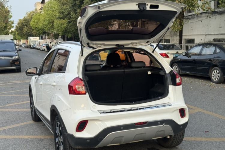 Used Geely Auto Vision X3 2017 1.5L Automatic Elite Model
