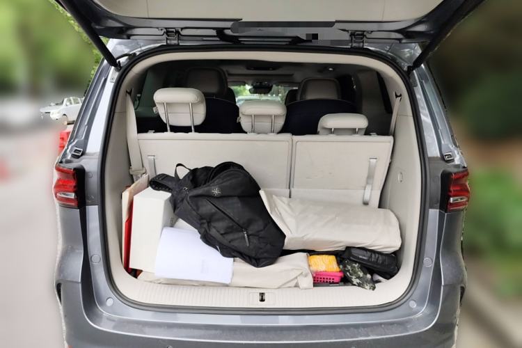 Used Roewe iMAX8 2022 400TGI Prestige Edition
