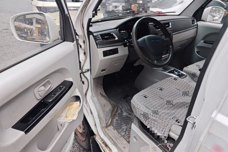 Used Sunlong Dishangtie 510 2022 Pure Electric Van Driver Seat