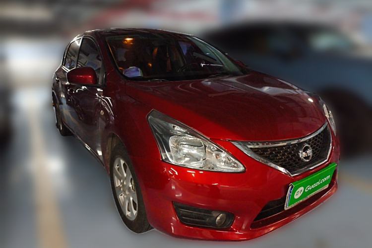 Used Nissan Tiida 2011 1.6L CVT Smart Version Front Right 45 Deg