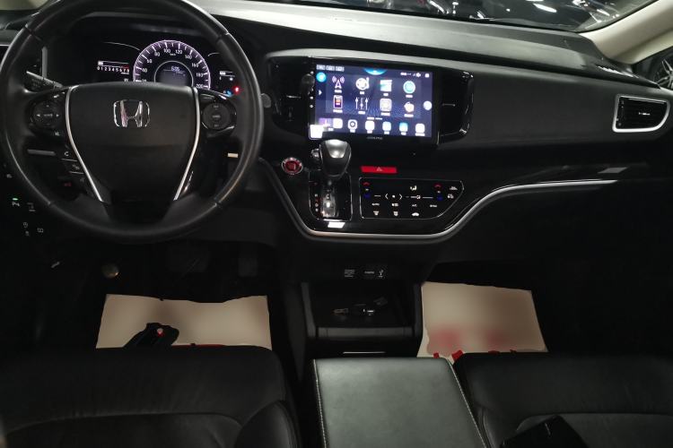 Used Honda Odyssey 2018 2.4L Smart Edition Center Console