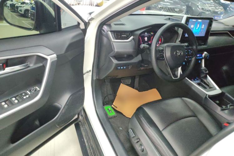 Used Toyota RAV4 2020 2.0L CVT Two-Wheel Drive Fashion Edition Driver Seat