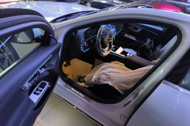 Used Mercedes-Benz E-Class 2024 E 260 L 4MATIC Sport Edition