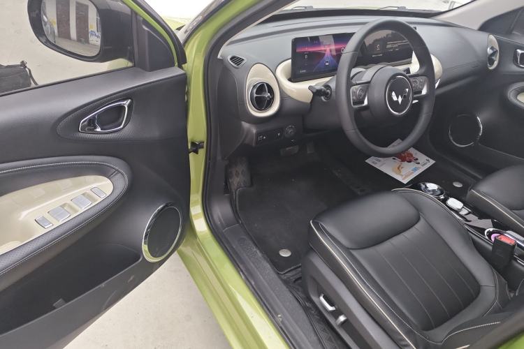 Used Wuling Bingo 2023 333 km Lingxi Connected Version
