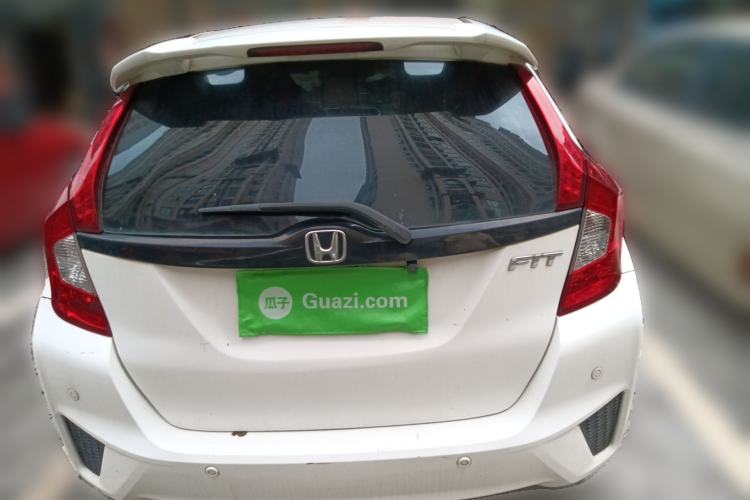 Used Honda Fit 2014 1.5L SE CVT Fashion Model Rear