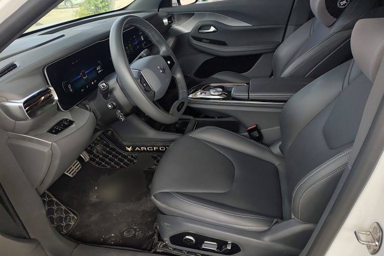 Used ARCFOX Alpha S 2022 525S 160kW
