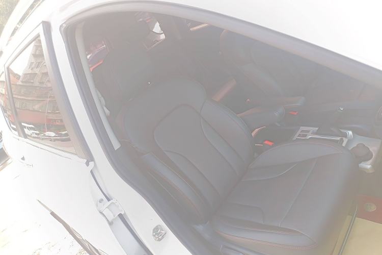 Used Haval H6 2016 Upgraded Model 1.5T Automatic Two-Wheel Drive Elite Version