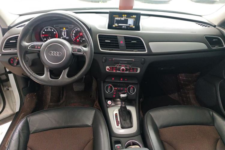 Used Audi Q3 2017 35 TFSI Fashion Model
