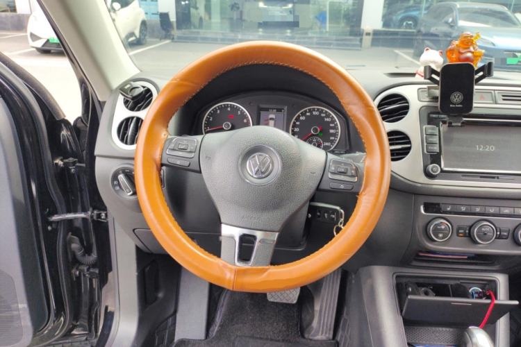 Used Volkswagen Tiguan 2013 2.0 TSI Automatic All-Wheel Drive Luxury Edition
