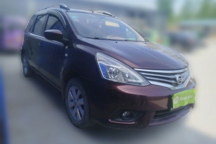 Used Nissan Livina 2013 1.6XE Manual Comfort Edition Front Right 45 Deg