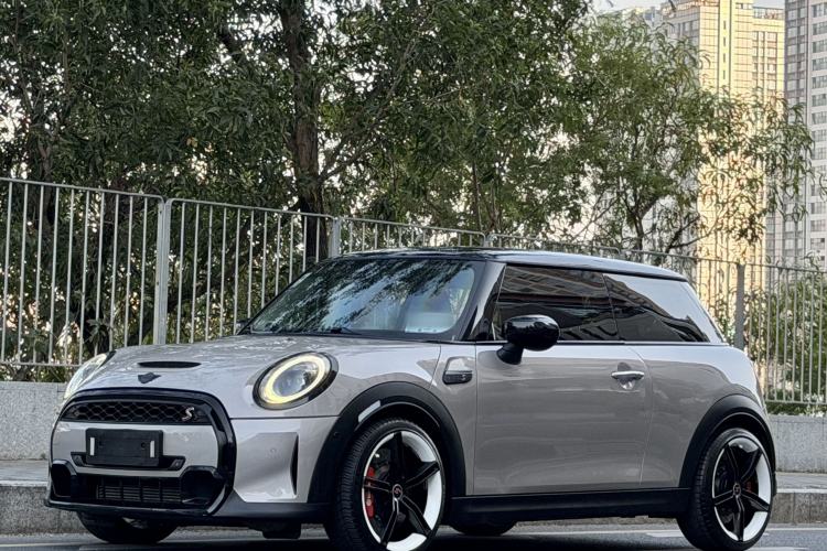 Used MINI MINI 2022 2.0T COOPER S Artist