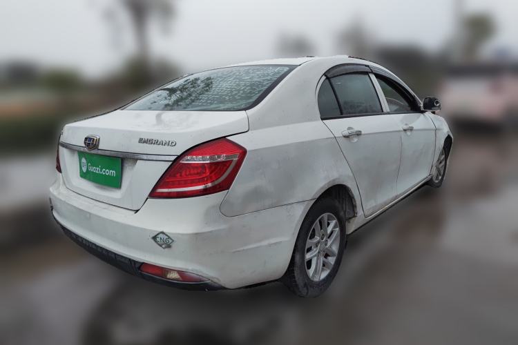Used Geely Auto Classic Emgrand 2013 Sedan 1.8L Manual Entry-Level CNG Model
