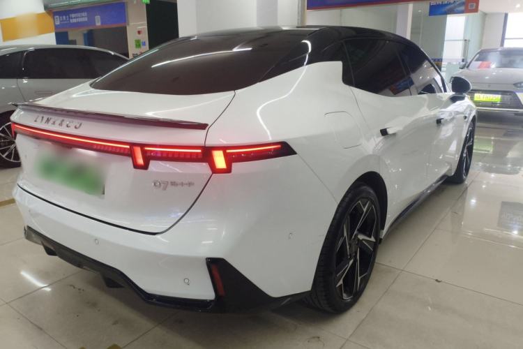 Used Lynk & Co 07 2024 EM-P 126 Long-Range Ultra