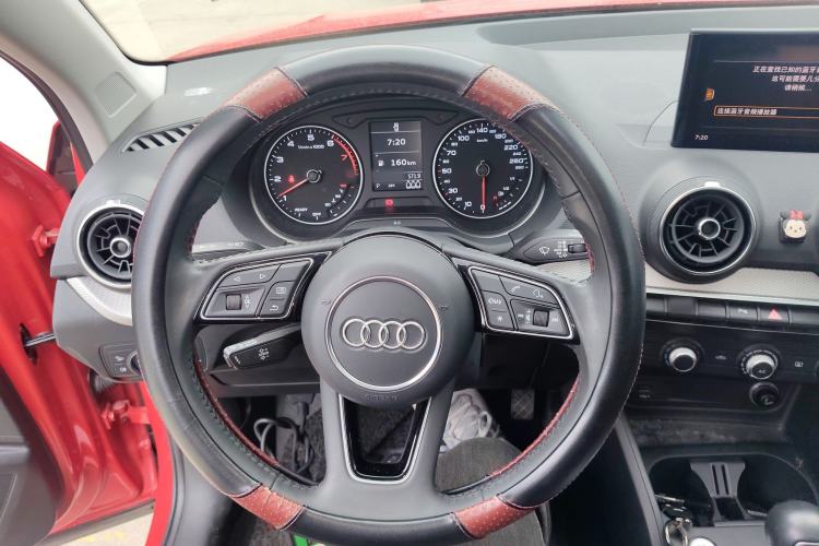 Used Audi Q2L 2020 35 TFSI Ambition Dynamic Edition Steering Wheel
