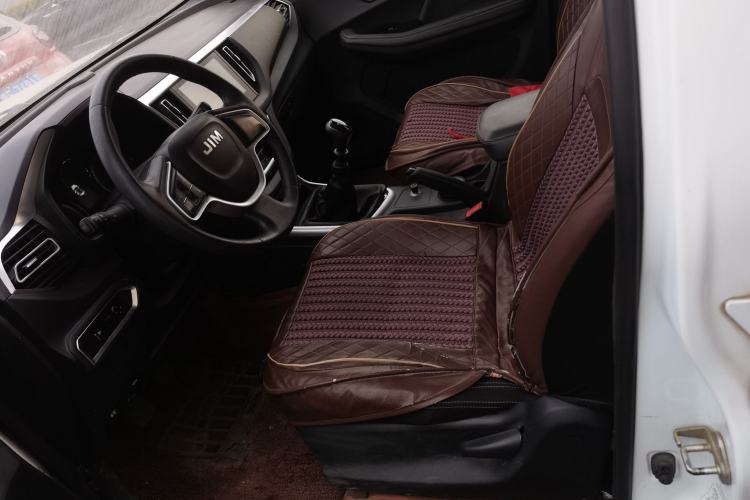 Used Isuzu JLM 2020 2.5T Two-Wheel Drive Diesel Leading-Edge JE4D25Q6A with National VI Emission Standards Standard Wheelbase – Ruimai S
