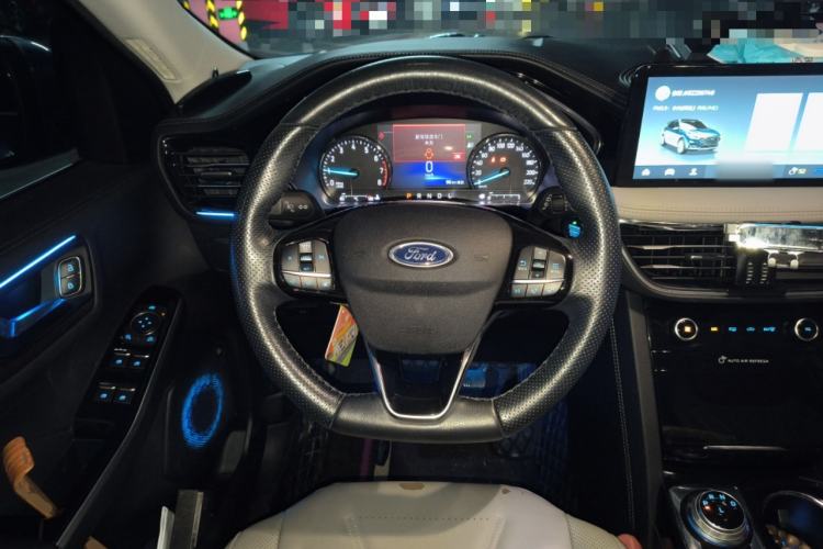 Used Ford Escape 2020 EcoBoost 245 Two-Wheel-Drive Titanium Edition
