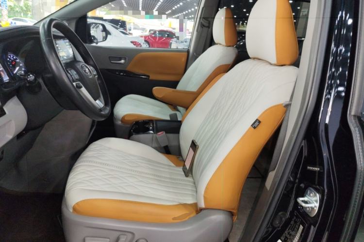 Used Toyota SIENNA 2015 3.5L Two-Wheel Drive LE Left Front Seat