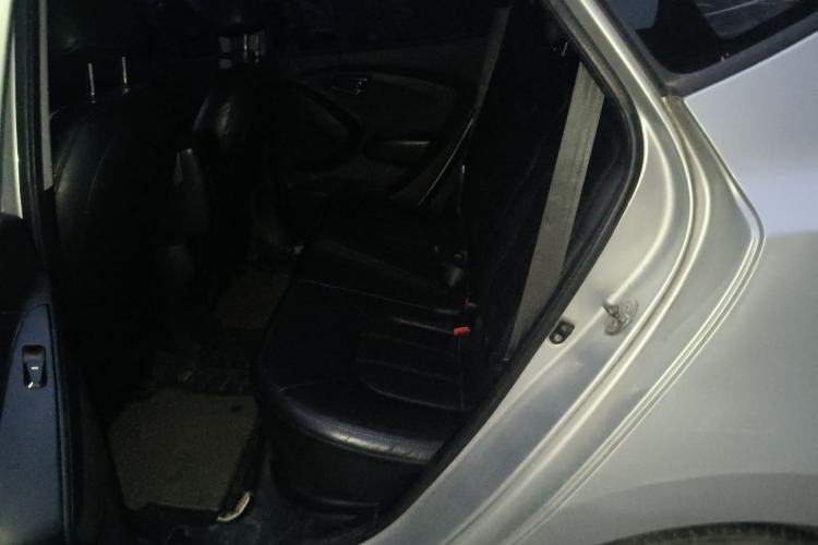 Used Hyundai ix35 2010 2.0L Automatic Two-Wheel Drive Elite Edition GLS
