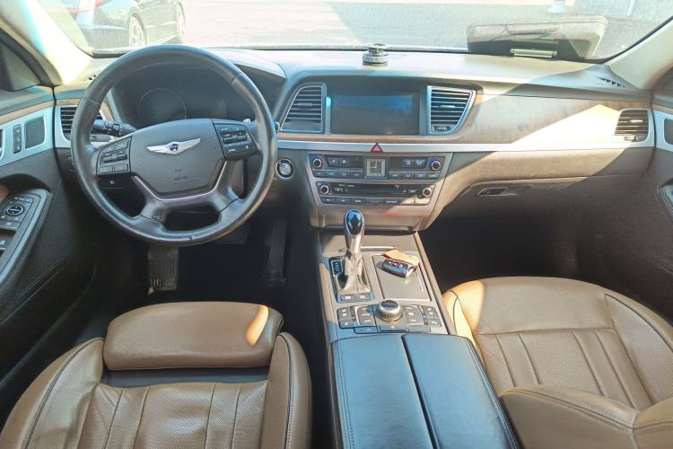 Used Hyundai Genesis 2015 3.0GDi Four-Wheel Drive Flagship Edition
