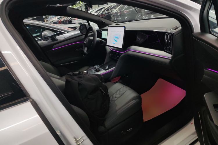 Used BYD Song L DM-i 2025 Intelligent Driving Version 160 km Beyond-Range Type