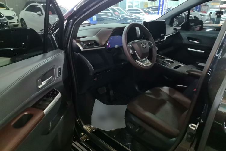 Used Toyota Granvia 2024 2.5L Hybrid Prestige PLUS Four-Wheel Drive Version Driver Seat