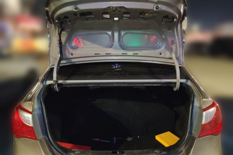 Used Hyundai Celesta 2015 1.6L Manual Comfort Model