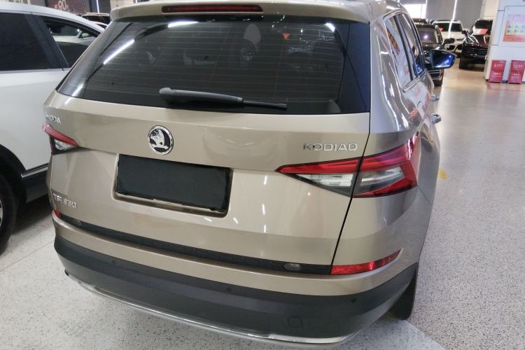 Used Skoda Kodiaq 2018 Facelifted TSI330 5-Seater Two-Wheel-Drive Luxury Enjoyment Edition
