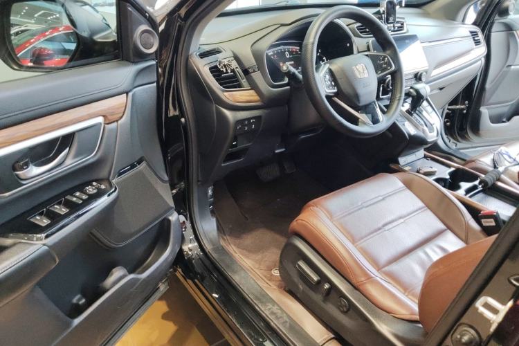 Used Honda CR-V 2021 240TURBO CVT 2WD Fashion Edition
