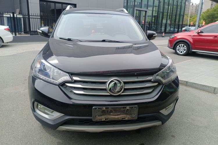 Used Dongfeng Aeolus AX7 2015 2.0L Manual Zhiyi Trim
