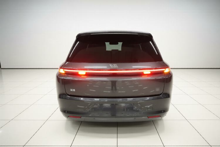 Used Li Auto L8 2023 Pro Model Rear