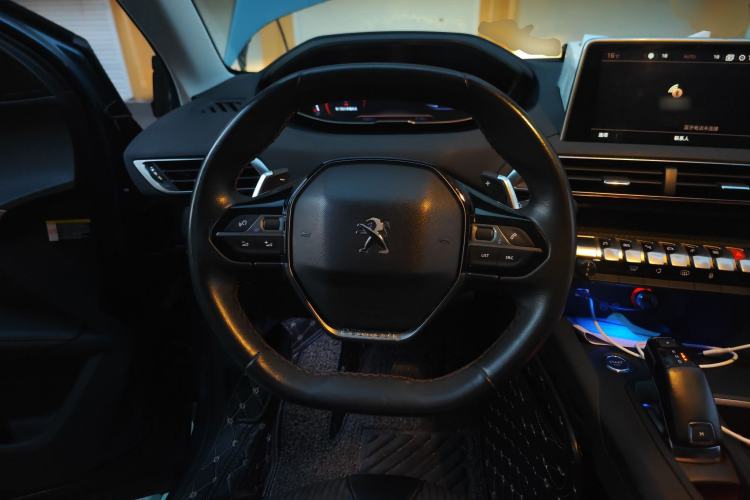 Used Peugeot 5008 2017 380THP 7-Seater Elite Edition