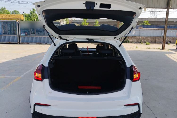 Used Geely Auto Vision X3 2019 Upgraded Model 1.5L CVT Elite Version