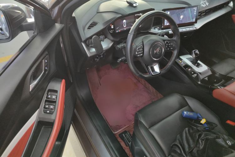 Used MG 5 2021 Revised 300TGI DCT Qingshè Luxurious Enjoyment Edition
