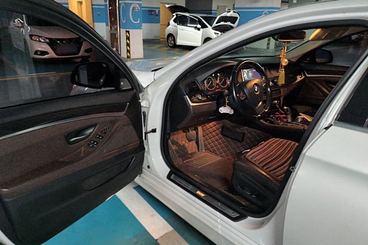 Used BMW 5 Series 2014 525Li Luxury Design Package
