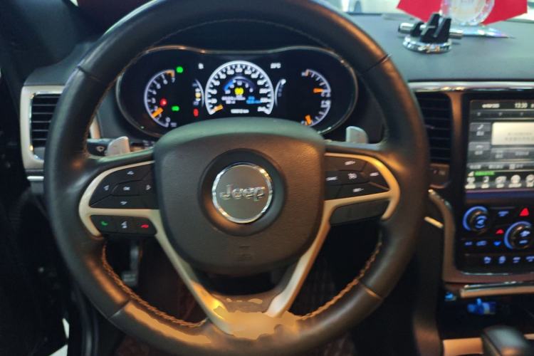 Used Jeep Grand Cherokee 2017 3.6L Elite Navigation Edition