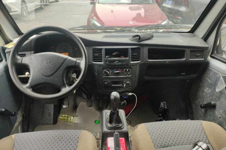 Used Wuling Zhiguang 2020 1.2L Practical Model China VI LSI