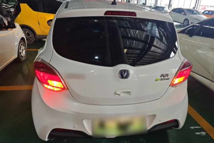 Used CHANGAN Benni E-Star 2021 National Edition Colorful Version Lithium Iron Phosphate (31.86 kWh) Rear