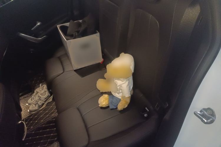 Used Mercedes-Benz A-Class 2022 Restyled A 200 L Sport Sedan Fashion Version Left Rear Seat