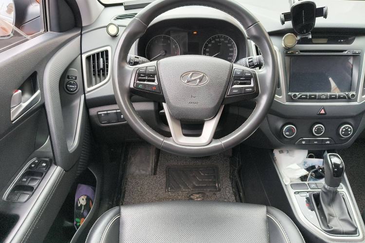 Used Hyundai ix25 2015 1.6L Automatic Two-Wheel Drive Smart GLS Trim
