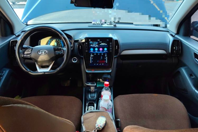Used Hyundai ix35 2021 2.0L Automatic 2WD GLS Leading Edition Center Console