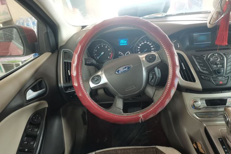 Used Ford Focus 2012 Hatchback 1.6L Automatic Fashion Edition