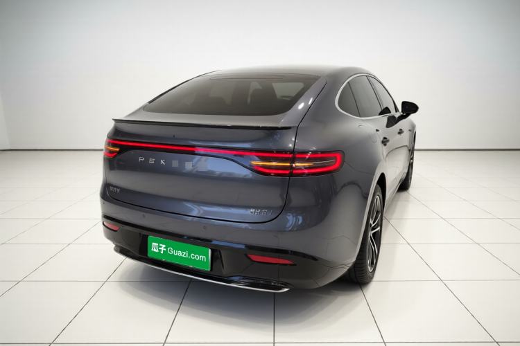 Used Hima Luxeed R7 2024 All-Electric 802 km Max Rear Right 45 Deg