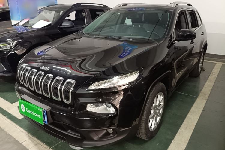 Used Jeep Cherokee 2016 2.0L Superior Edition