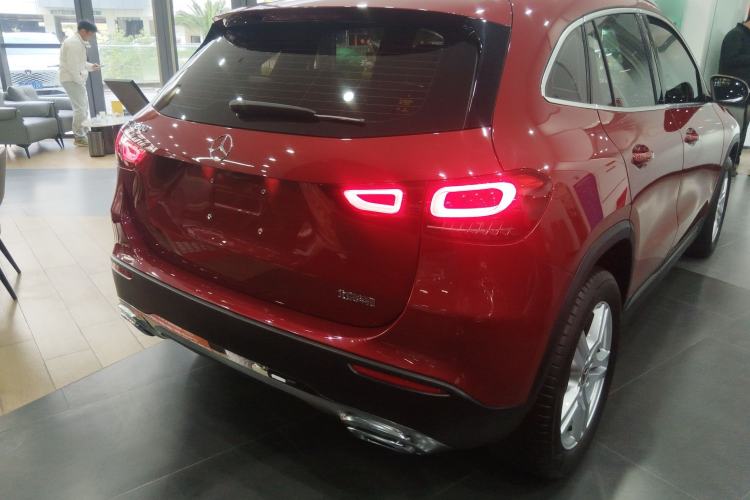 Used Mercedes-Benz GLA 2023 GLA 200
