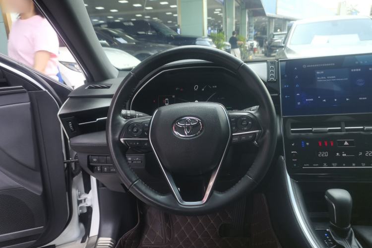 Used Toyota Avalon 2023 Dual-Motor 2.5L XLE Prestige Edition
