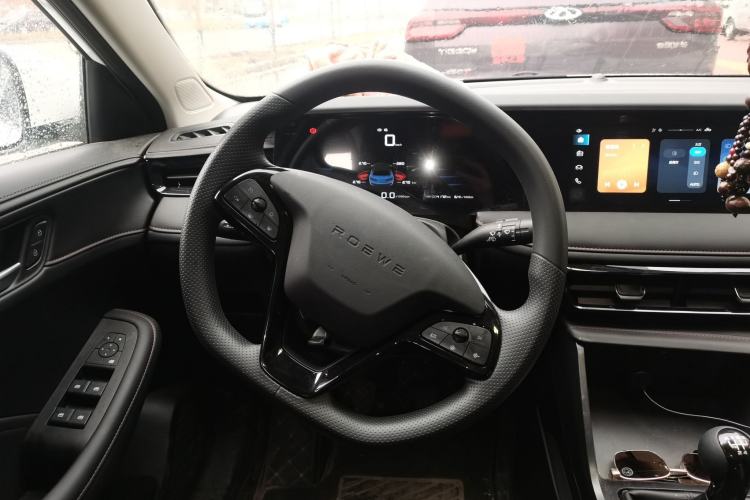 Used Roewe i5 2026 Model 1.5L Manual Comfort Version