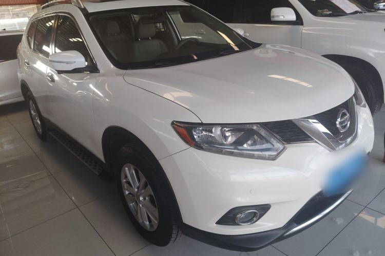 Used Nissan X-Trail 2014 2.5L CVT Luxury Edition 4WD Front Right 45 Deg